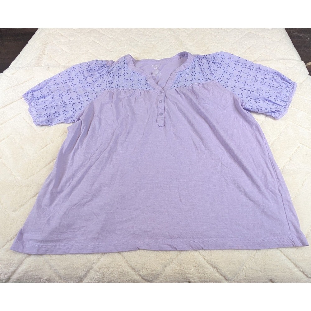 St Johns Bay Vintage Lilac Eyelet Lace Henley Top Purple 0X Short Sleeve Cotton